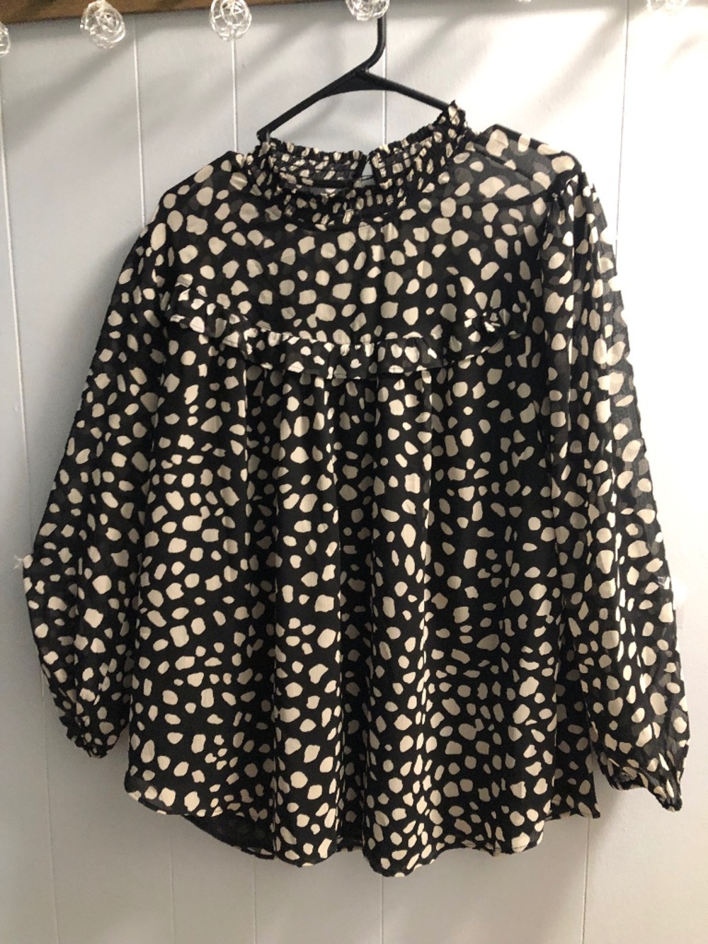 LOFT PLUS Women’s Slip On Blouse Size 18 Lined Long Sleeve Black/Beige